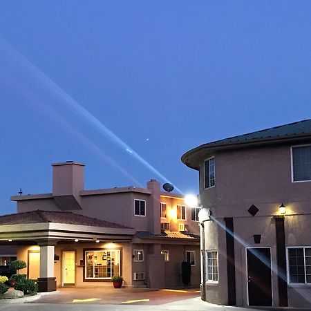 Hotel Yosemite Parkway à Merced Extérieur photo