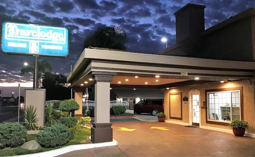 Hotel Yosemite Parkway à Merced Extérieur photo