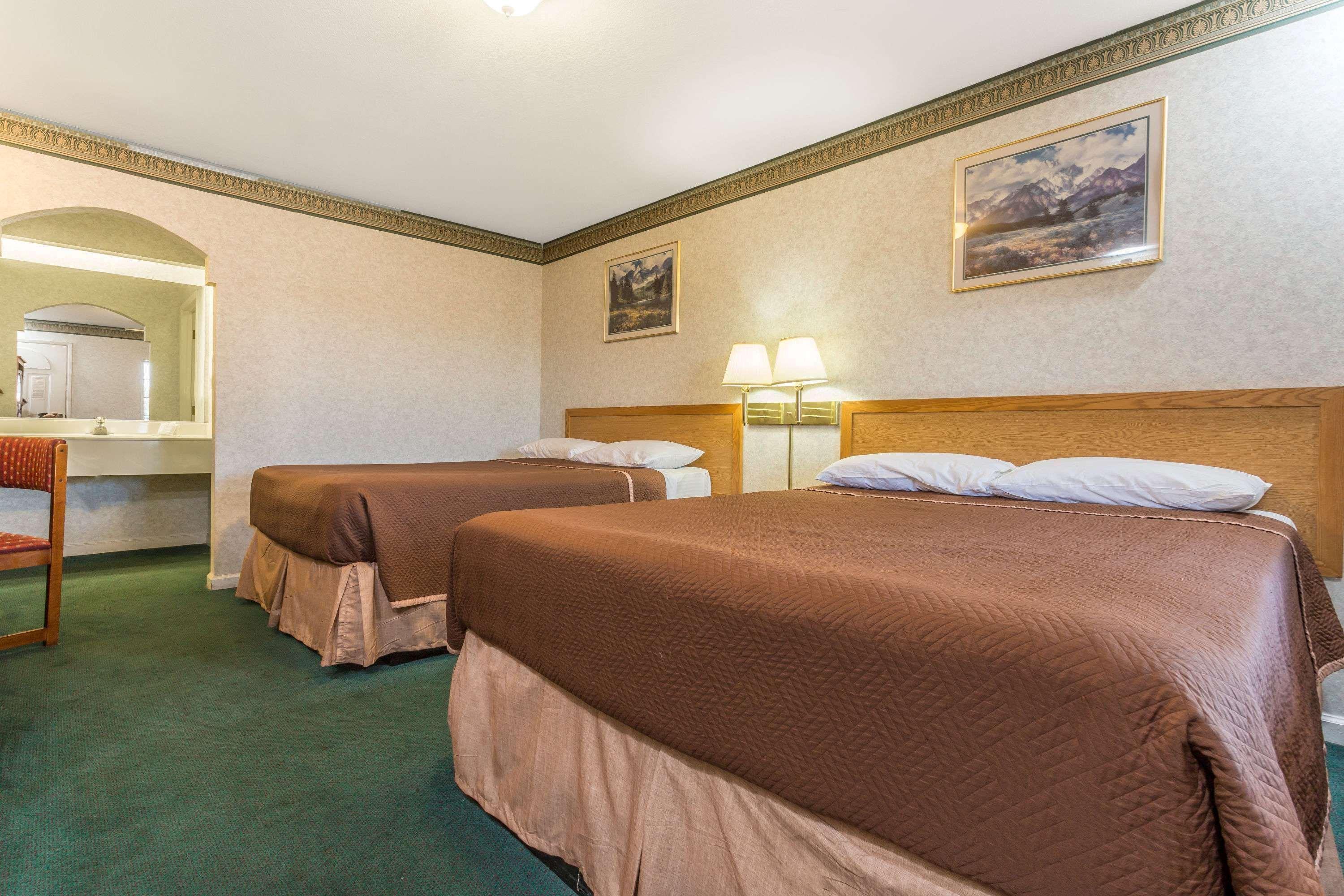 Hotel Yosemite Parkway à Merced Extérieur photo