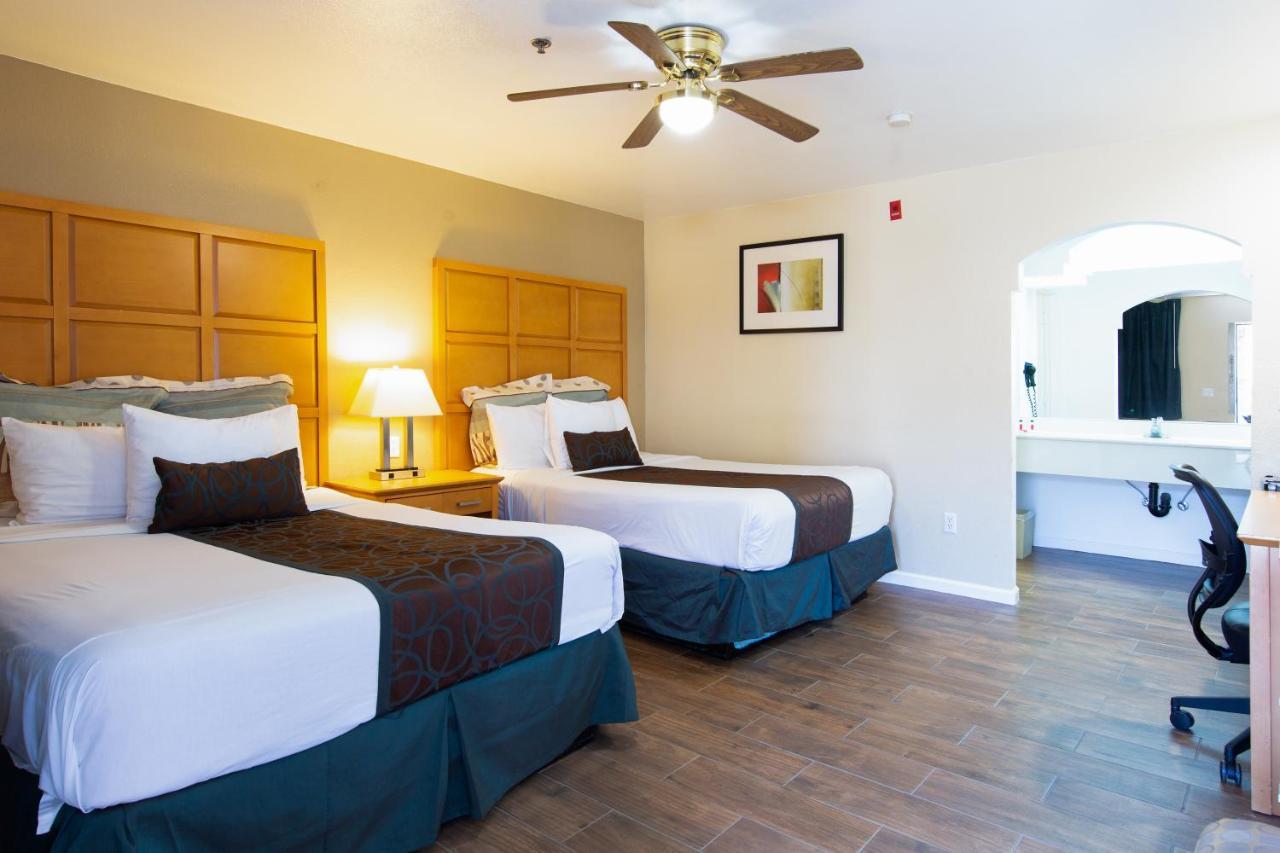 Hotel Yosemite Parkway à Merced Extérieur photo